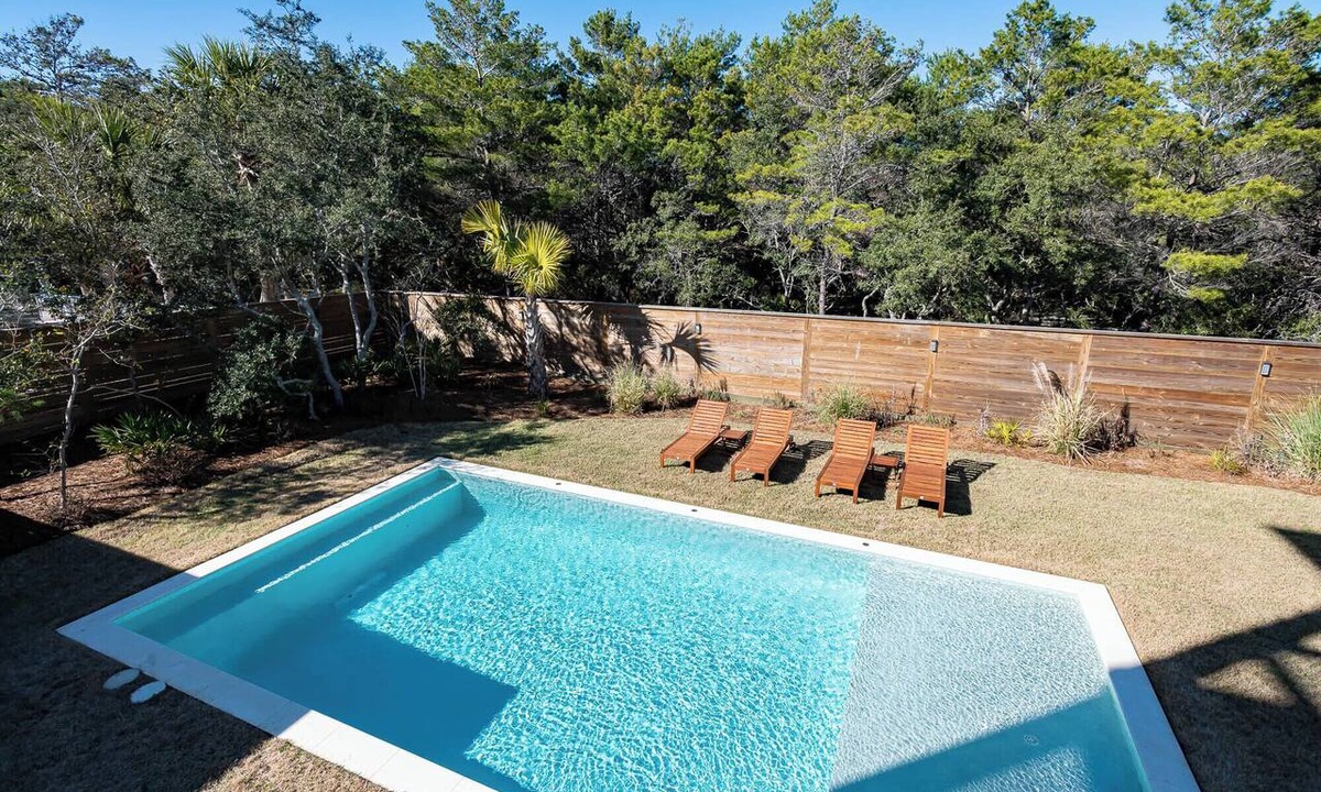 Gulf Trace House | "Pelican Trace"~Gulf Trace Luxe w/Gulf, Park Views~Private Pool~Beach Gear