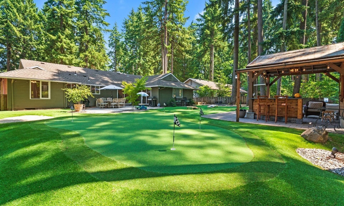 Lake Oswego House | Phenomenal Single Level Home Featuring Incredible Outdoor Golf Option w/Gazebo, Fire-Pit, and Patio