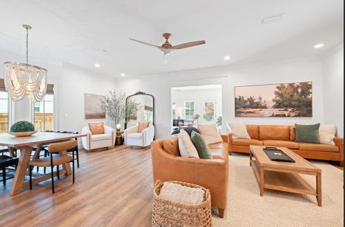 White's Gulfview House | Private Pool, Coastal Cottonwood Retreat, Sleeps 13, Beach Access