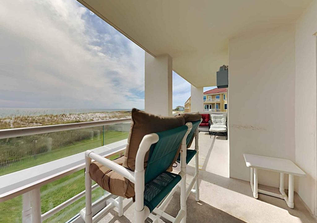 Pensacola Beach Apartment | Regency Towers #205 West