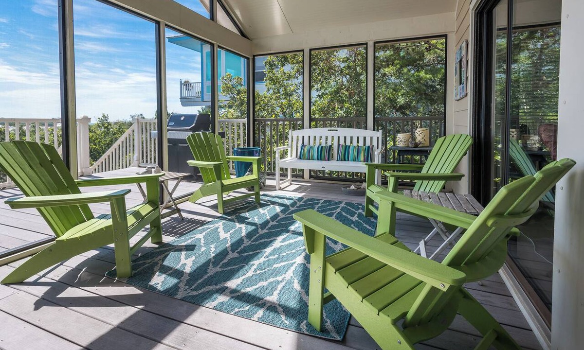 Gulf Trace House | SALE~"SeaBatical"~Gulf Trace~Gulf, Lake, Park Views~Heated Pool~Beach Gear