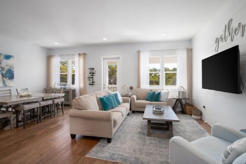 Seacrest House | Seacrest Paradise Spacious 4 bedroom retreat in Inlet Beach, perfect for 13 guests