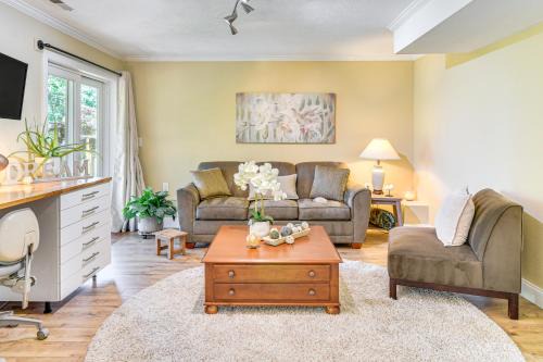 Beaverton Apartment | Secret Garden Healing Retreat! Beaverton Nike Area