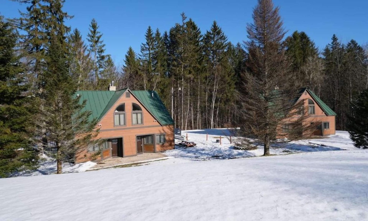 Killington Cabin | ☆ SKI ON/OFF! ☆ Spruce Glen 4 acre Retreat on Great Eastern Trail
