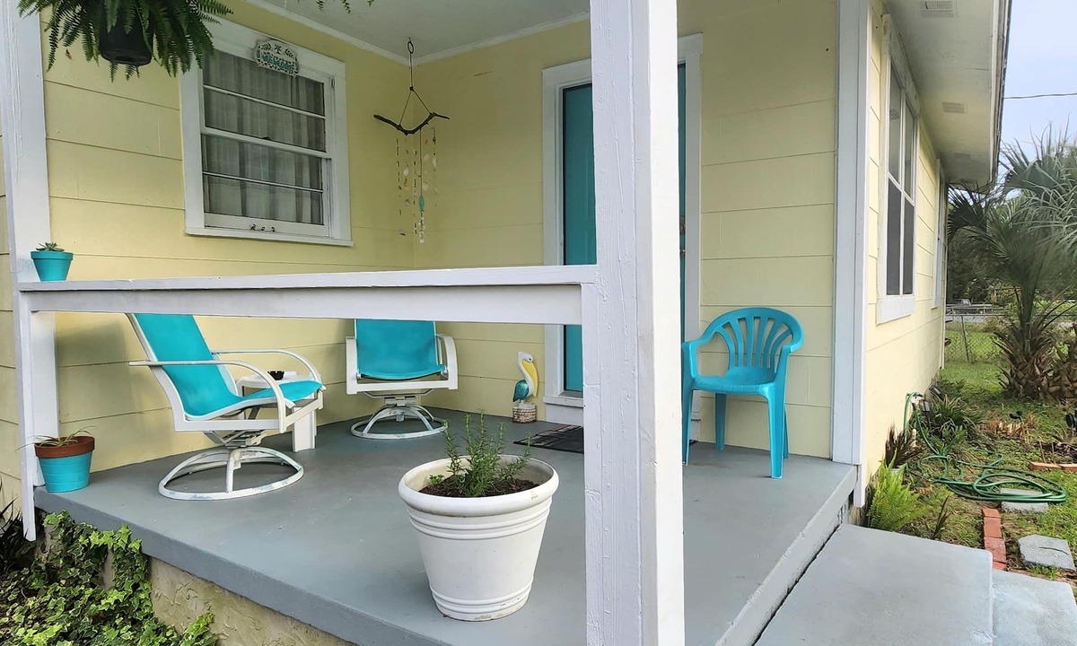Pensacola House | Soothe the Soul-Near Naval Air, Beaches and downtown