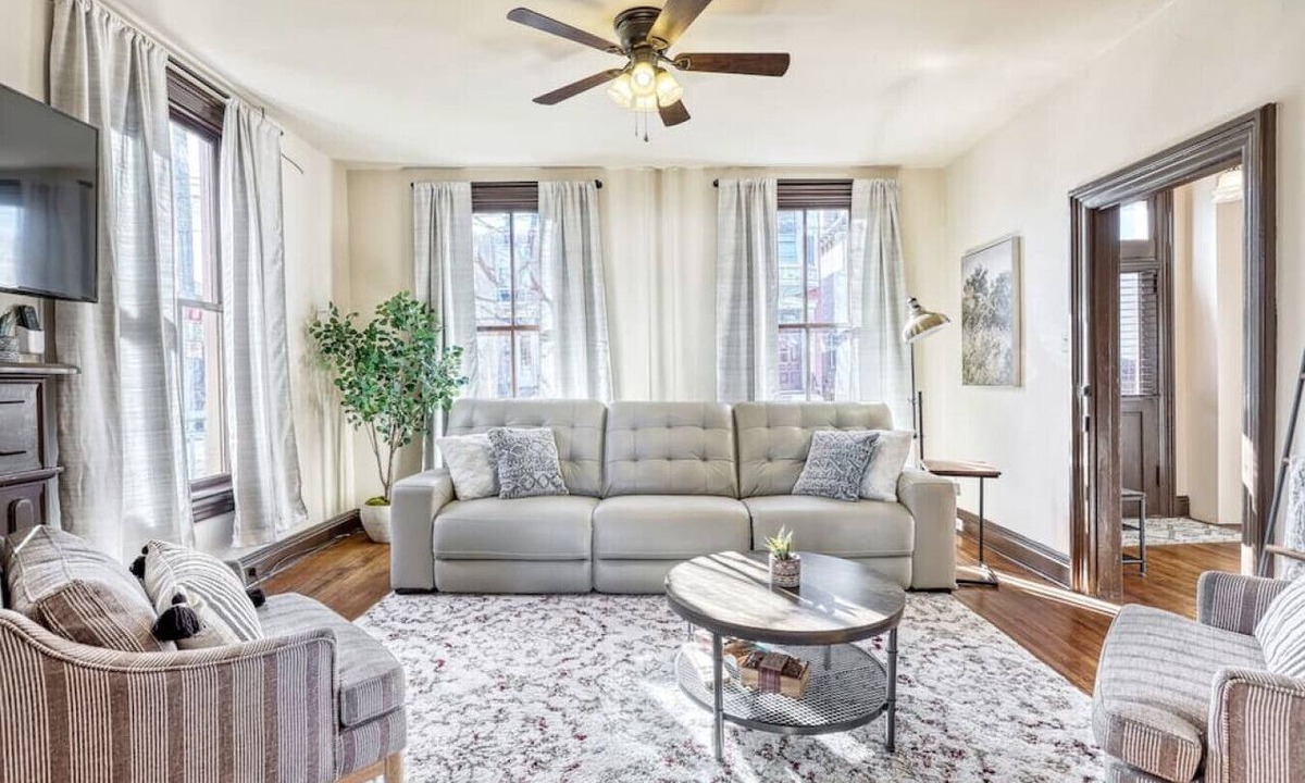 Gettysburg Apartment | Spacious Home Steps From Gettysburg Square!