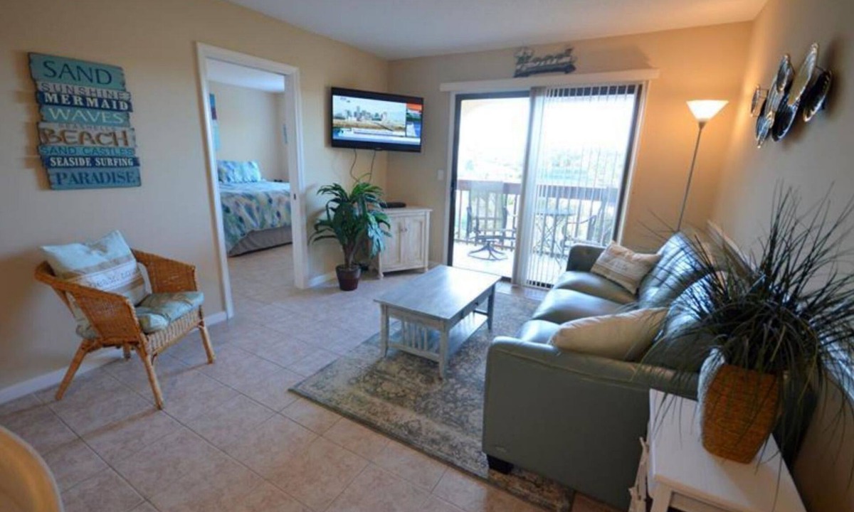 St. Augustine Beach Condo | St Augustine Beach Condo Rental with private beach entrance