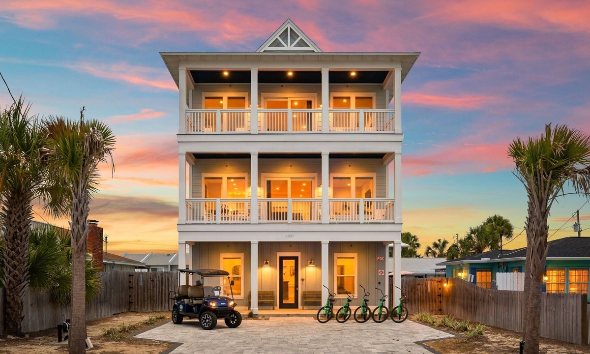 Gulf Lagoon Beach House | Steps to sand. Gulf Coast group paradise!