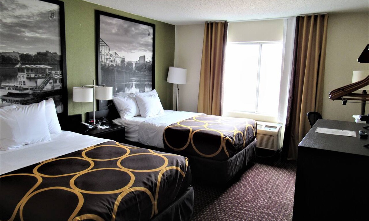 New Cumberland Hotel | Super 8 by Wyndham New Cumberland