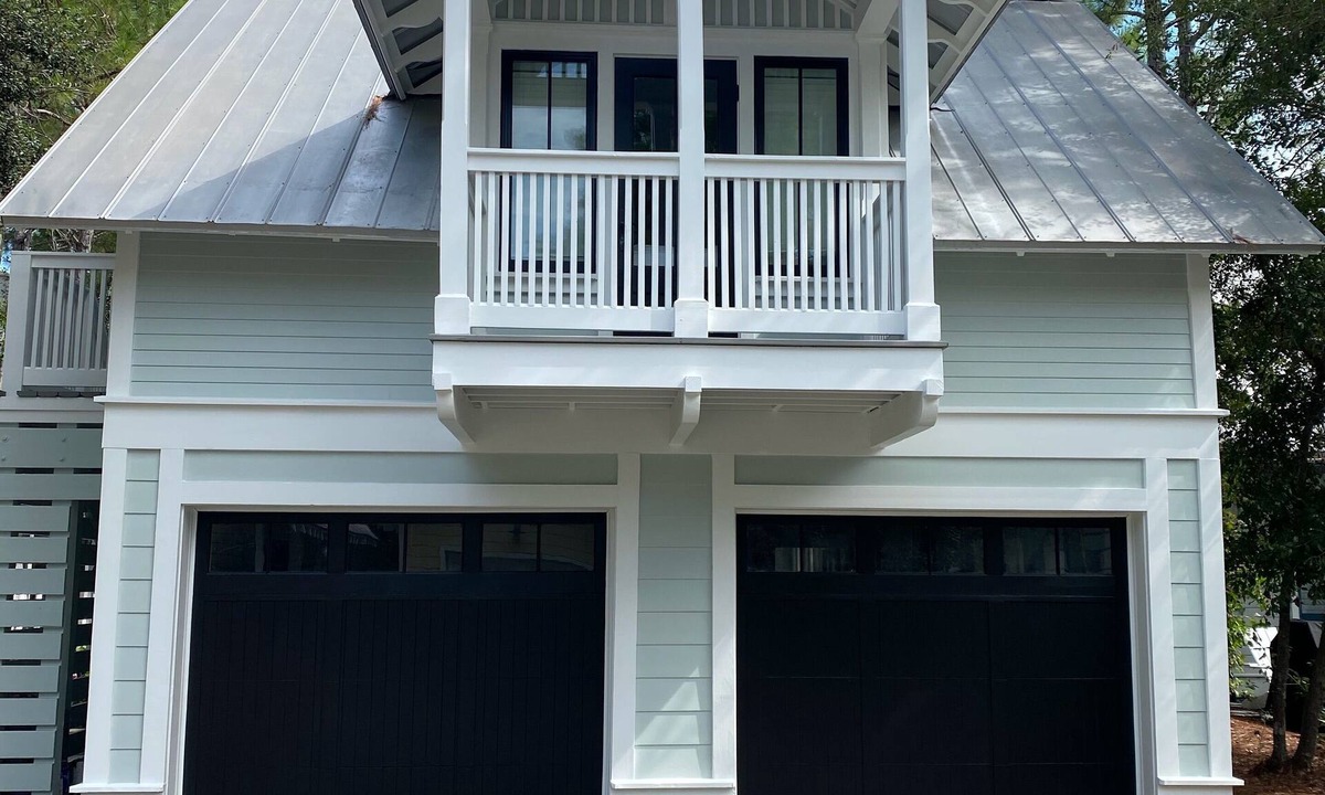 Watercolor Cottage | Super Clean & Renovated Carriage House. 1 blk to Camp Watercolor. Perfect for 2!