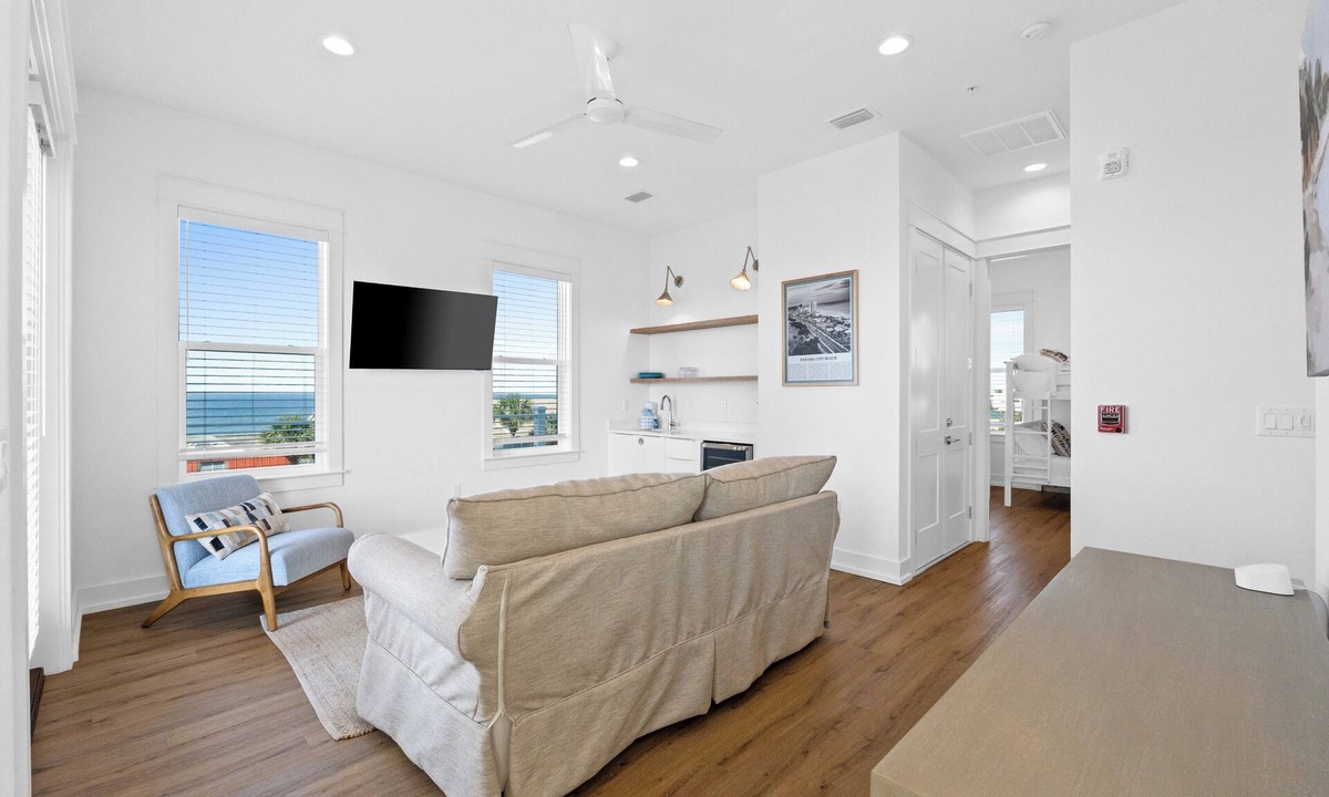 Silver Sands Beach Apartment | Take it Easy by Book That Condo