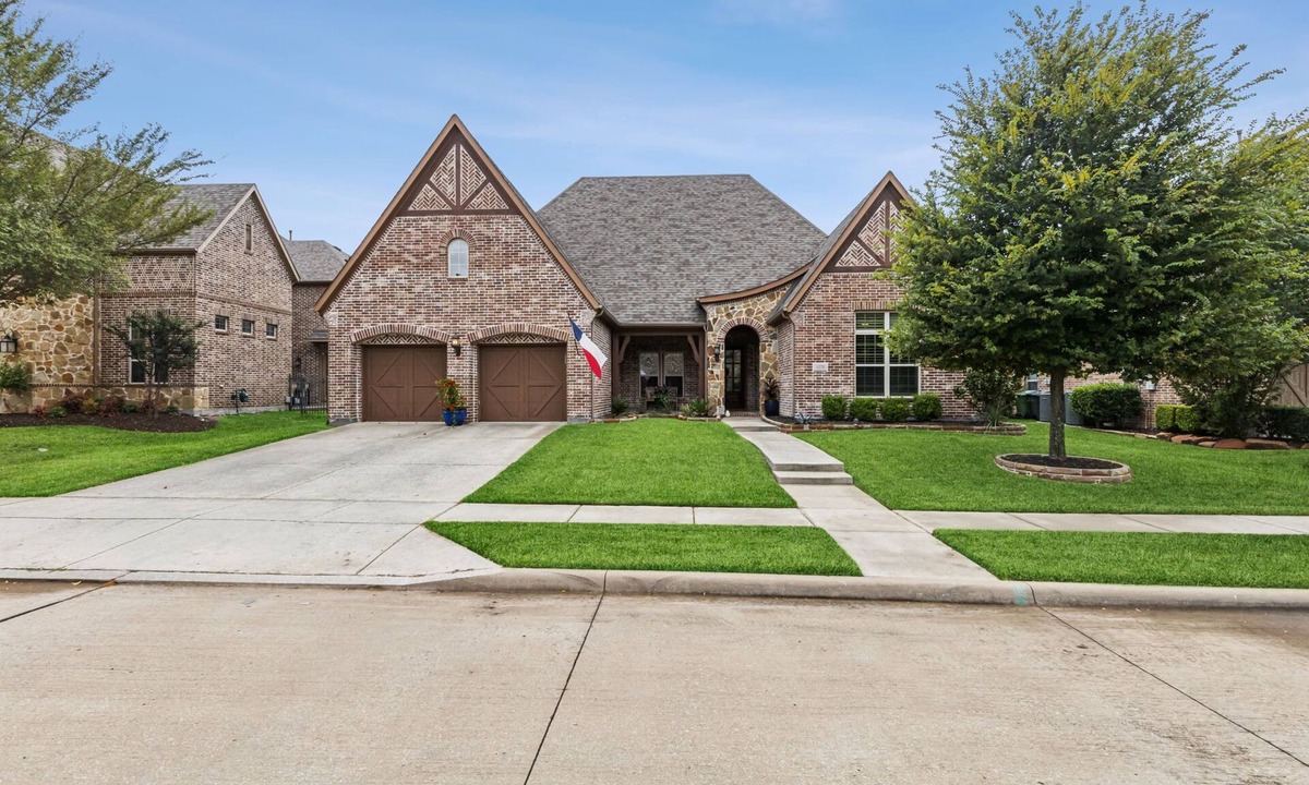 Prosper House | TCH - Spacious 4bd/5ba home in Prosper with Office