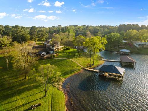 Bullard House | The Finding Place at Lake Palestine
