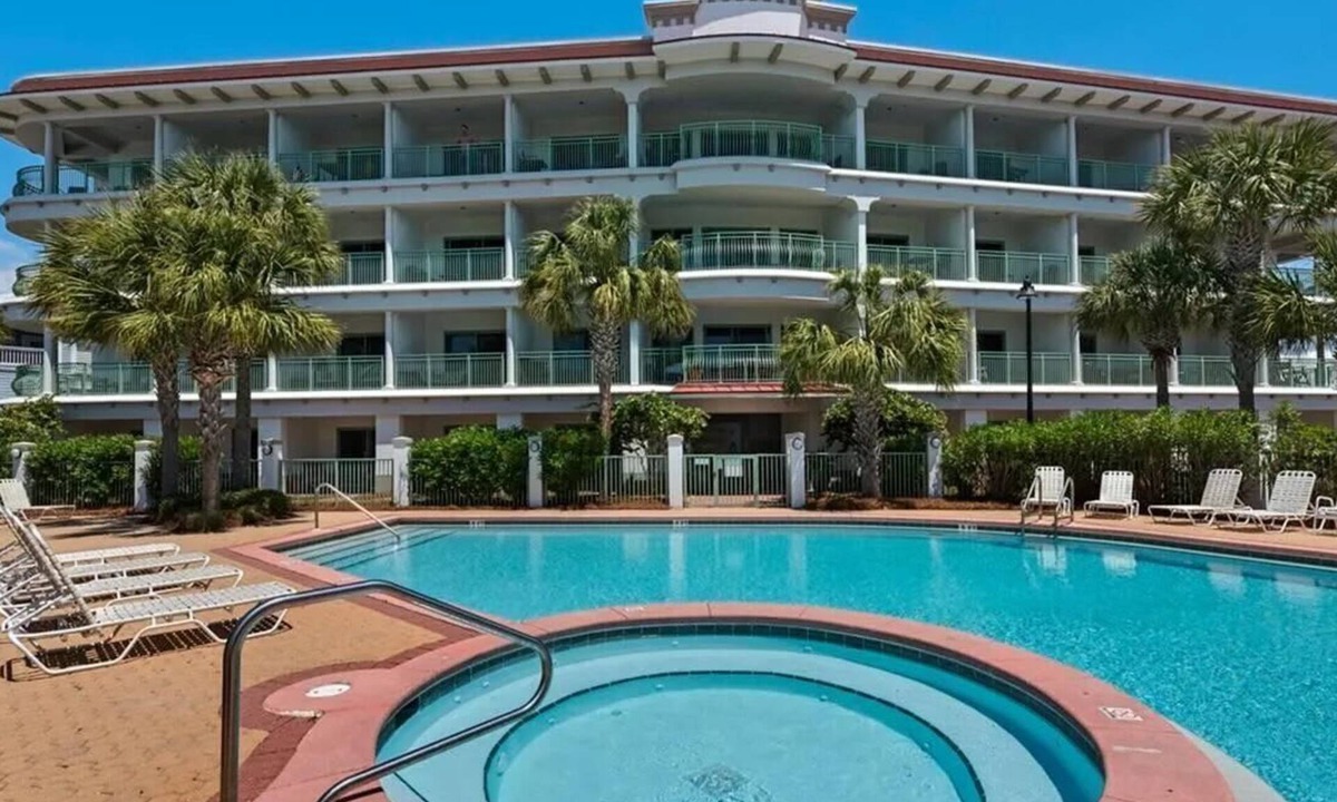 Rosemary Beach Condo | The Inn at Seacrest Beach Unit 207