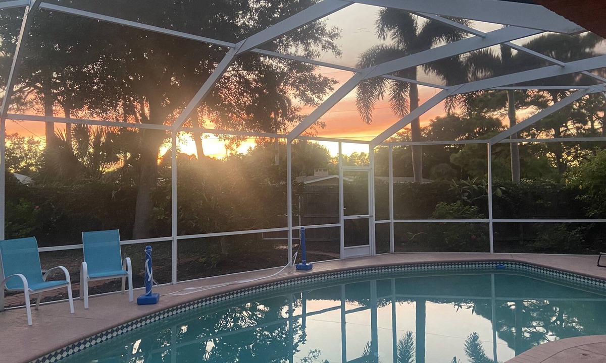 Sarasota House | Villa Paradiso - Private Saltwater Pool - 5 Min to Siesta Key