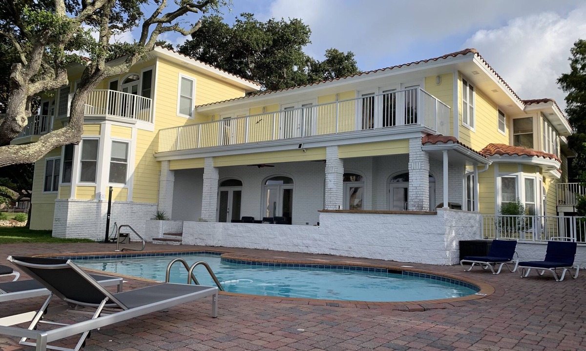 Mary Esther House | Villa Rosa, WATERFRONT HOME, sleeps 16, 6,500 sq ft, with pool and boathouse.