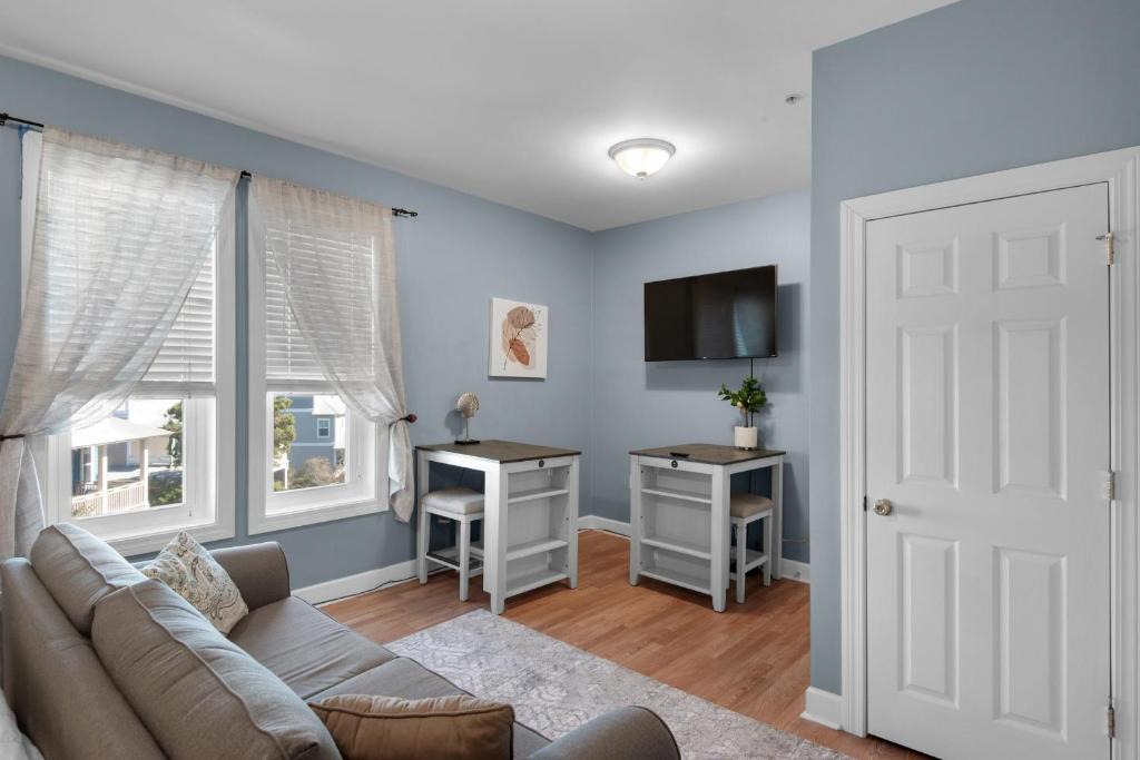 Seacrest Beach Apartment | Village of South Walton B375