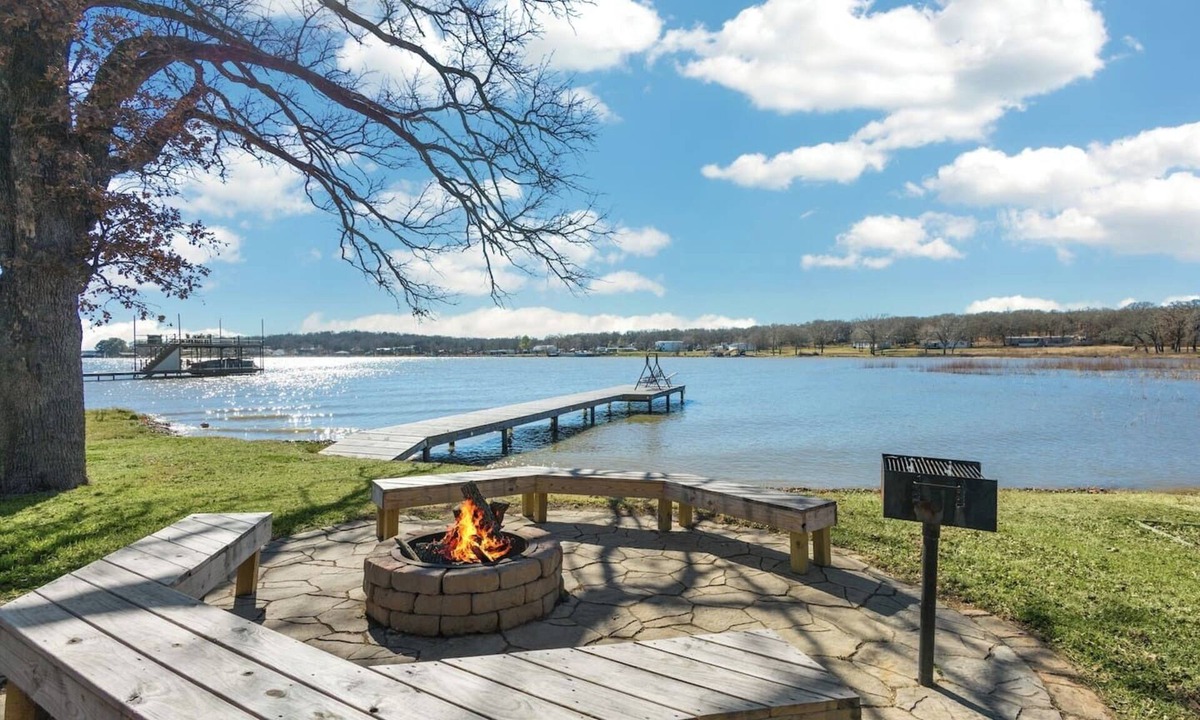 Seven Points House | Waterfront Oasis! Beautiful deck & dock. Swim/dogs