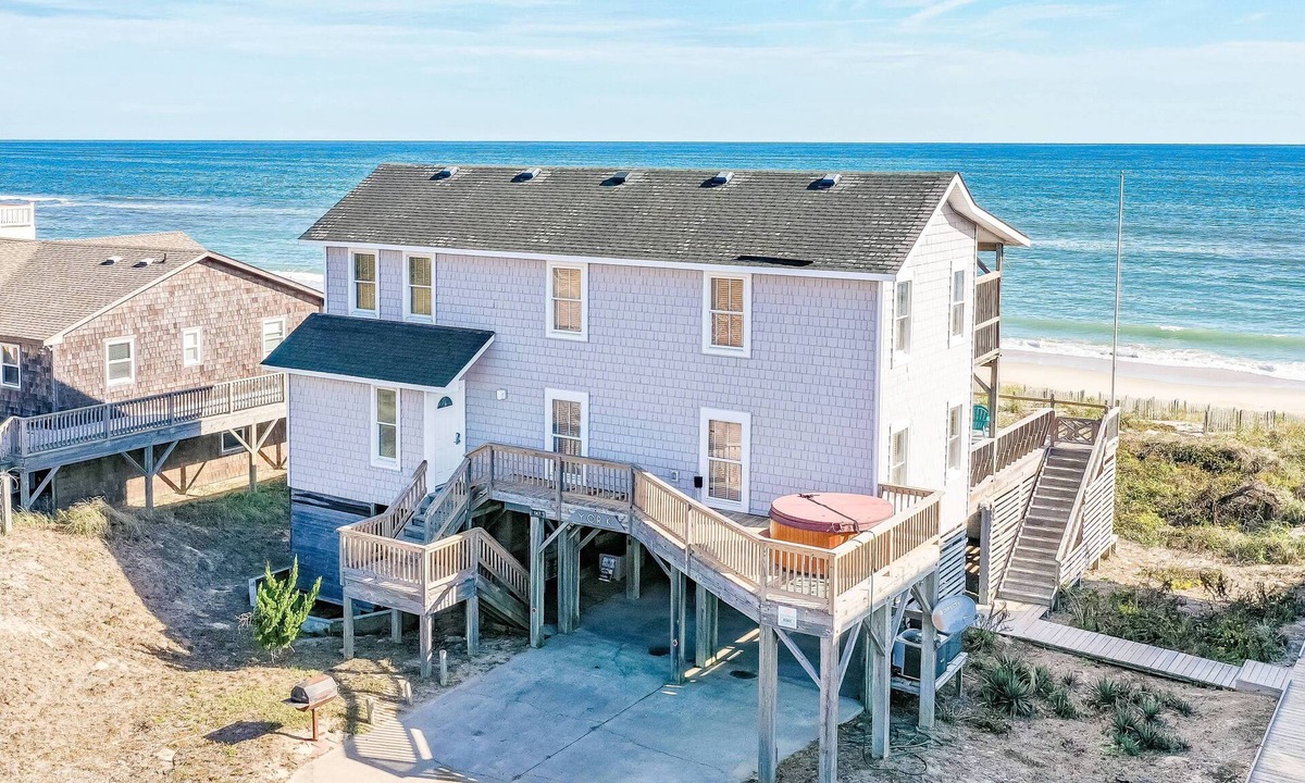 Carolina Dunes House | York - Duck, Carolina Dunes, Oceanfront, Ocean View, Hot Tub, Large Decks, Pets OK