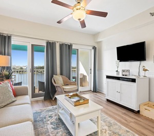 Carillon Beach Inn 