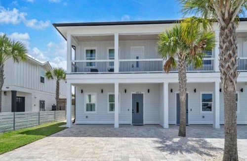 Bahama Beach House | Evergreen By the Sea Unit A