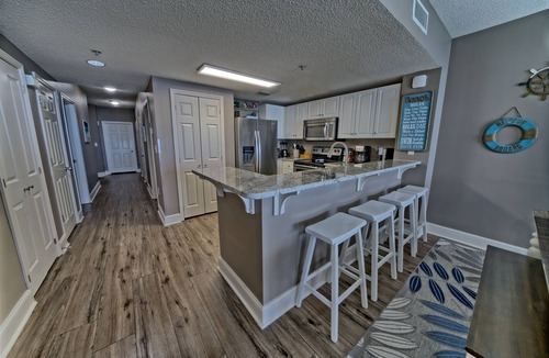 Long Beach Condo | 10% OFF on REMAINING 2026 WEEKS at MAJESTIC BEACH RESORT - Right on the Beach!