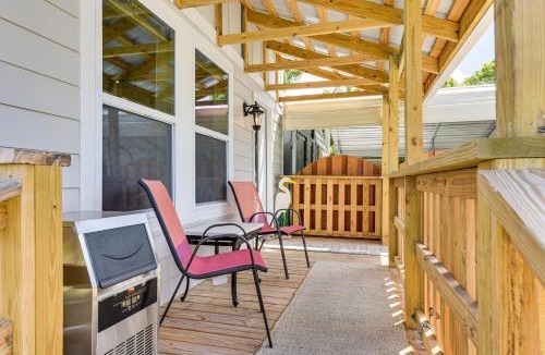 Panama City House | 13 Mi to St Andrews State Park: Cabin w/Patio!