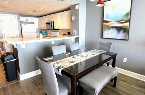 Long Beach Condo | 135+ 5Star Reviews 25% off - Ocean Front Home with a huge balcony