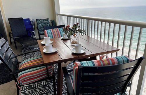 Long Beach Condo | 135+ 5Star Reviews 25% off - Ocean Front Home with a huge balcony