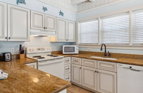North Forest Beach House | 15 Bittern Street | Cozy Home with Cottage & Pool | 4th Row | STR #028425