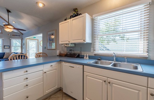 Ocean Sands House | 1789 - The Lilly Pad, Private Pool & Hot Tub in Ocean Sands