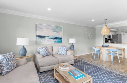 Sandestin Condo | 2BD Condo, Bay Views, 6-Passenger Golf Cart, Pool
