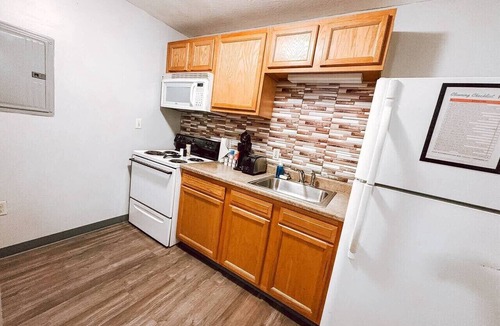 Downtown Pittsburgh Apartment | 2BR 2BA Downtown Apt | Water + City Views