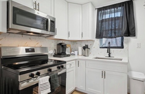 North Philadelphia West House | 2BR Near Philly Zoo, Art Museum & Center City