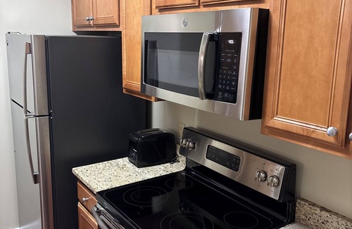 Lackey Condo | 3-bedroom condo in superb Williamsburg with AC, WiFi, fitness room