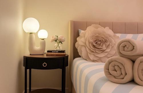 East Allegheny Apartment | 3 KING BedsnFree parking Exactly Where You Belong