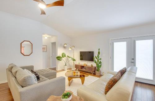 Milton House | 3 Mi to Escambia Bay: Home w/Deck & Private Yard!