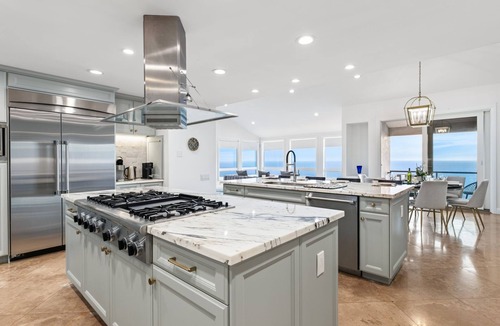Three Arch Bay House | 30+ Stay, Walk To Beach, W/Amazing Ocean Views