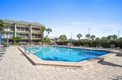 Seagrove Beach Apartment | 30A Emerald Hill Beach Resort by Panhandle Getaways
