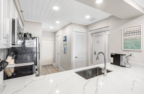 Rosemary Beach Condo | 30A HIGH POINTE GULF FRONT 600’ PRIVATE BEACH RENOVATED 2 BED 2 BATH. PICKLEBALL