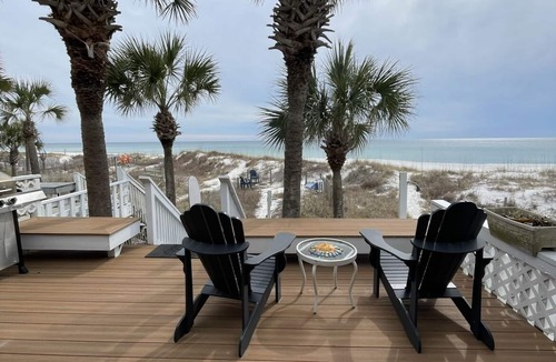 West Panama City Beach Villa | 30A Sparkling Clean 🦋Salt therapy!Stay on BeachWest , pier park ocean front