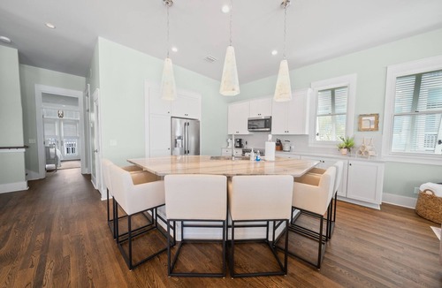 Sunnyside House | 330 Beachside Dr - Carillon Gulf-Front Retreat, Beach Service Included