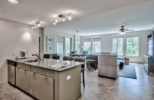 Baytowne Wharf Condo | 3BR Condo in Sandestin-Beach-Pool-Hot Tub-Gym