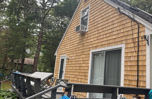 West Falmouth House | 4 bdrm/2 ba house in West Falmouth, 1 mi to Old Silver Beach