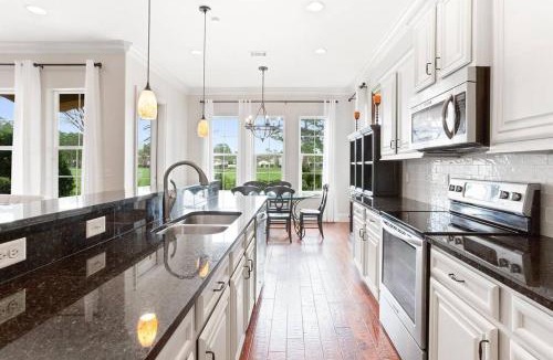 Villa Lago House | 4 Bedroom house on the golf course with 2 golf carts!