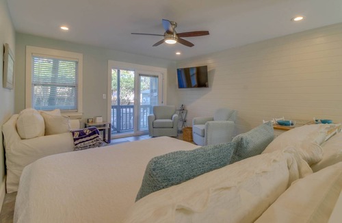 Inlet Beach Condo | 44 m² Condo ∙ 4 guests