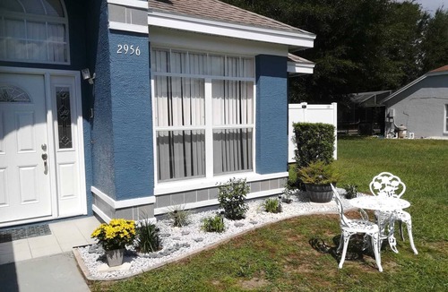 Lindfields House | 4BR Private Pool Home Near Disney – Family Friendly Sleeps 8 Screened Pool