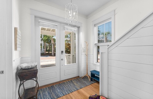 Seacrest Beach House | 5 Star Gorgeous Southern Style Beach house! Great for Families- Bikes included !