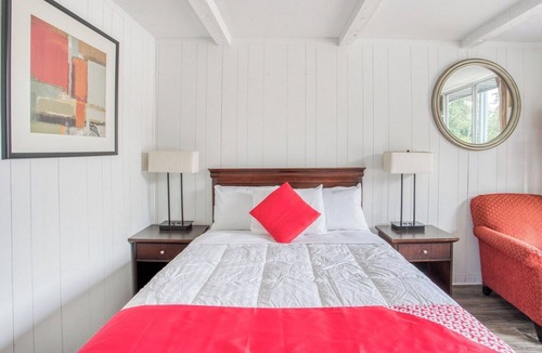 Kernersville Hotel | Affordable & Quiet Room – Perfect for a Stress-Free Kernersville Getaway