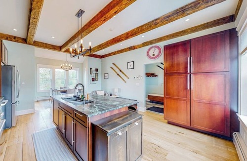 Waterbury Center Apartment | All-season escape in a vintage farmhouse with updated interior & on-site hot tub